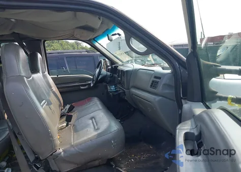 2002 Ford F-250 Lariat/Xl/Xlt из США, поврежденный, VIN 1FTNX21FX2EB50378